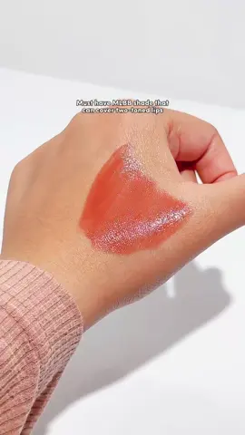 Say bye to 2-toned lips 👋🏻💋 MUST HAVE MLBB shade: D03 Never — smooth, pigmented & effortlessly flattering 😍 #MakeOverMY #MakeOverBeyondBeauty 