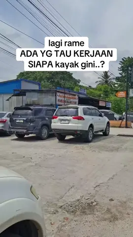 ntah apa maksud pelaku gosok-gosok sasis mobil. waspada yg punya kendaraan mobil. #riau #mobil