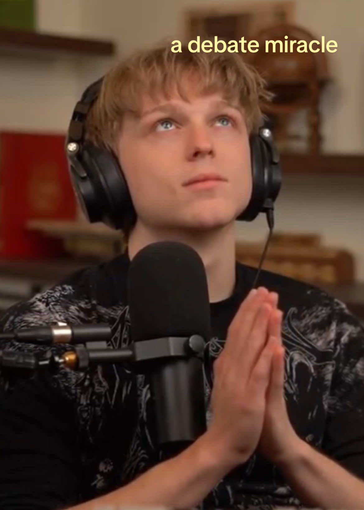 …and dean immediately starts a prayer #deanwithersedit #itsdeannn #fyp #deanwithers #deanwithersedits #dean #parkergetajob #fypシ #parkergetajobedit #liveclips 