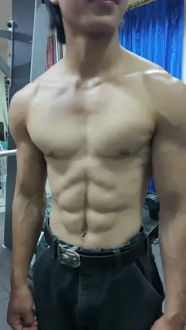 พี่คิมสอนสร้างกล้ามง่ายๆ#fyp @ใสใส สไตล์ชาเย็น 