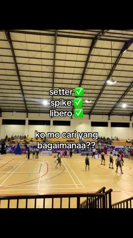saingan nya yang bisa jadi wasit #volleyball #voliasik #4u 