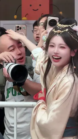 lobster（龍蝦)new cut31#chinesegirl#beautiful#hanfugirl #hanfu 