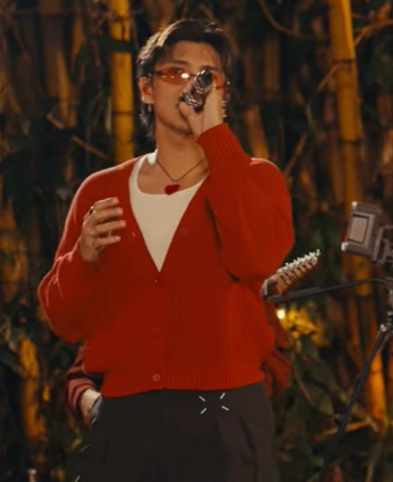 the vocals of @Gian Bernardino and @Rapha Ridao 🙇‍♀️🙇‍♀️ #cupofjoe #pahina #cupofjoemusic #musicvideo #cozycove 