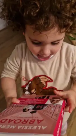 Aria, questa pupetta ricciolina,  oggi compie 3 anni 🥹🩷🩷