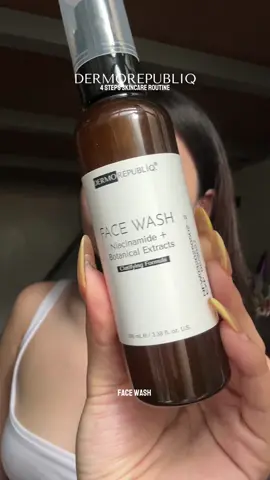 Clear skin in 4 easy steps ✨🧴  #SkincareRoutine #Dermorepubliq #Skincare #Sunscreen #Serum #Toner #clearskin 