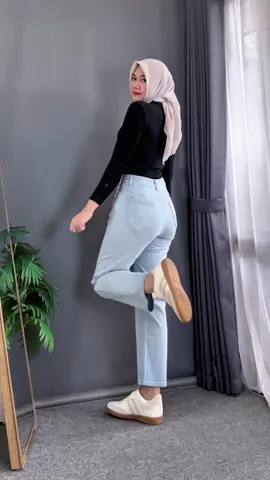 Celana jeans High wais terbaru bagus banget untuk outfitmu😻🫶🏻❤️❤️🥰🥰 #celanajeans #celanahighwaistwanita #outfit #OOTD #fyp 