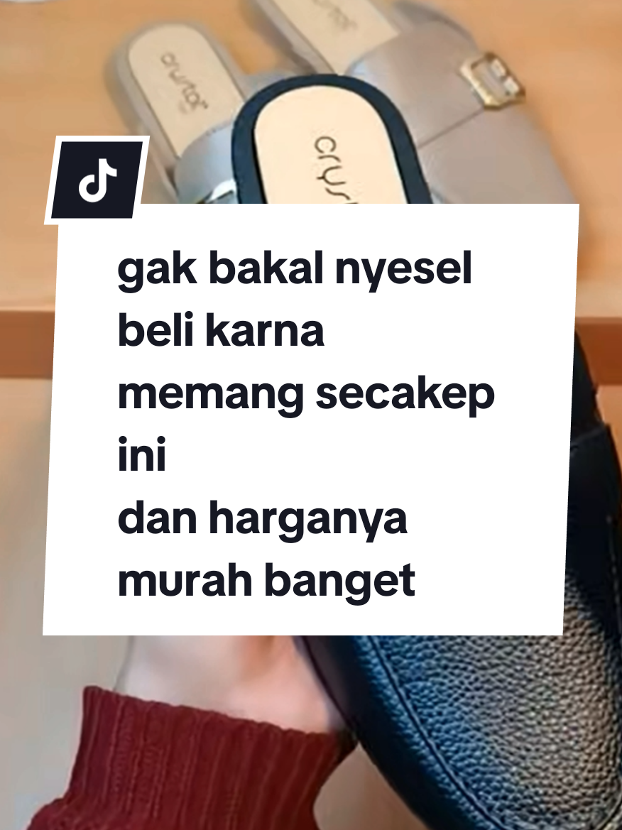 rekomendasi Sandal slop gesper wanita 