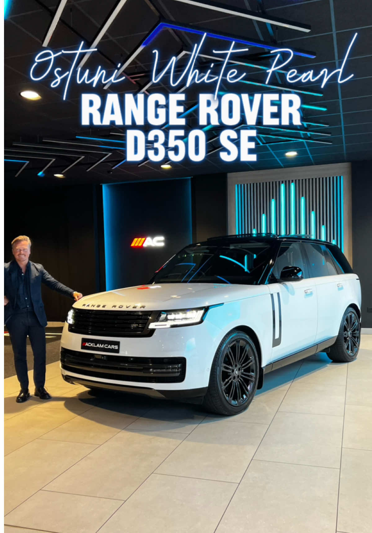 Ostuni White Pearl - 2022 72 Range Rover 3.0 D350 SE Live Priced at £81,990 - Buy & Reserve Online - Contact Richard on 07919161818 or Business WhatsApp us on 07724101010 📲 Ostuni White Pearl with Shadow Exterior Pack, 23” Gloss Black Alloys, Contrast Black Roof, Privacy Glass & Full Ebony Leather Interior complemented by a Gloss Grand Black Veneer. Enhanced even further with a Sliding Panoramic Sunroof and an Electric Deployable Towbar for further 4x4 practicality. #ostunipearl #newrangerover #rangerover #acklamcars 