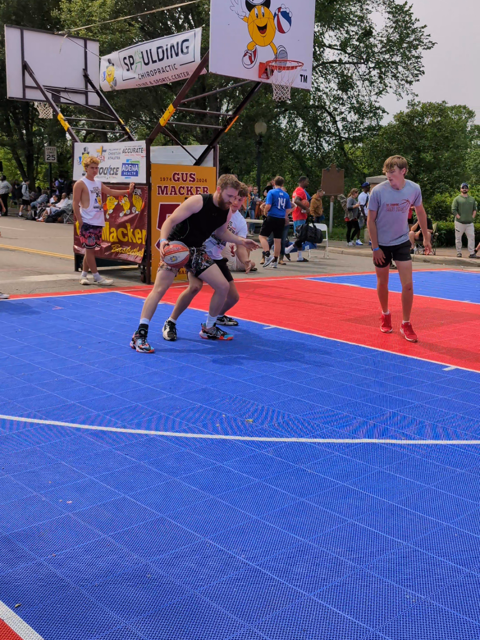 3v3 basketball be like #basketball @6ixShooter 