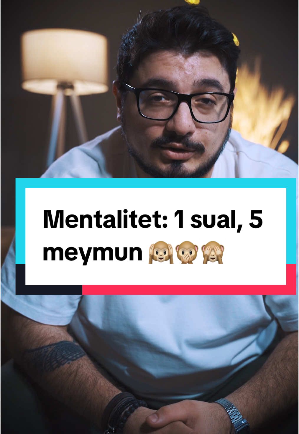 Milli mentaliteti vəmi 1 sual və 5 meymunl məhv edəcəyimi desəm inanarsan? 🎥 : @cinemammad1i 