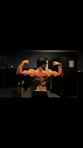 Don’t know how to get fullscreen :/#GymTok #fyp #Gym #leanbulk #help 
