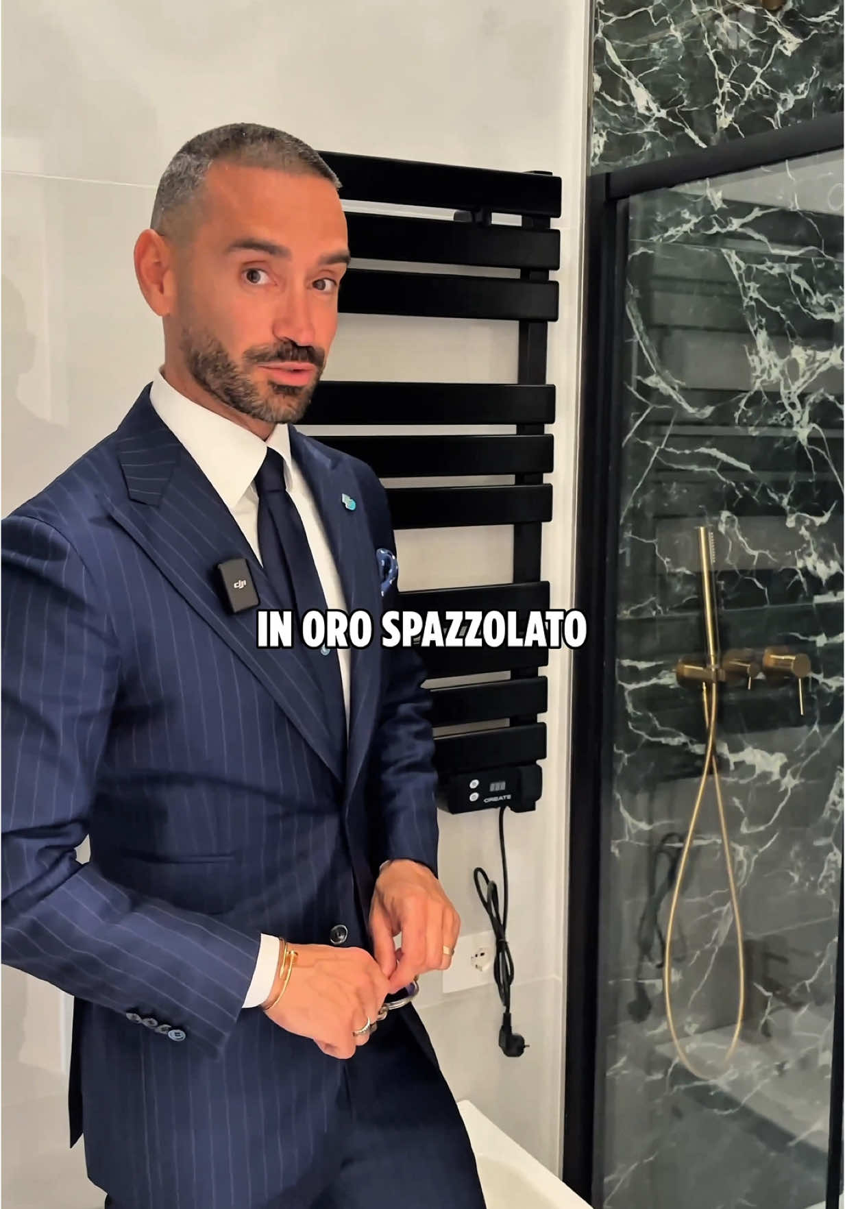 Un bilocale nuovo di pacca luminosissimo ☀️ che aspetta solo te 🥰  📍via Tolmezzo (MM UDINE)  🛗 6 piano con ascensore  ♻️ completamente ristrutturato  🧳 due solai di pertinenza  #agenteimmobiliare #milano #vogliocasa #cercocasa 