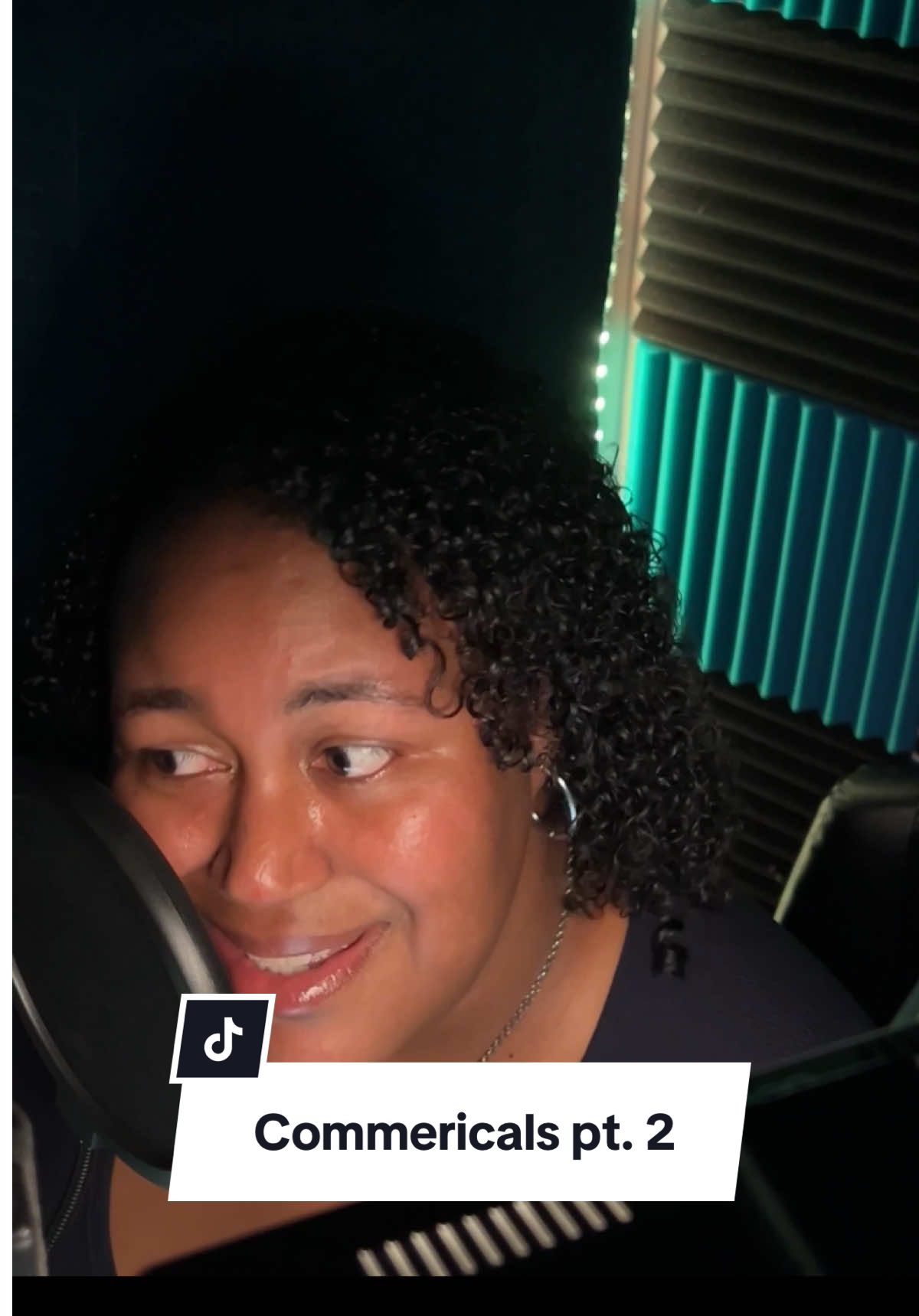 Here’s a Dr. Pepper script that wasn’t in my commercial demo. There is one that did make the cut, wait til you hear it 😉 #voiceacting #voiceactor #voiceover #commercial #commercialvoiceover 