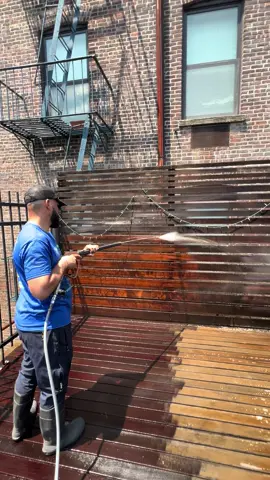 Pressure washing IPE fence #ASMR #ny #fyp #hard #work #IPE #fence ##TheBest #in #nyc #happy #day #tuesday #morningteam #cleaning #done #✅ #manhattan 
