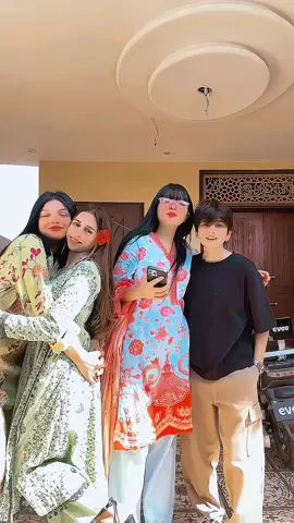 #viralvideo #viraltiktok #pakistani #pakistani_tik_tok #pakistan #viral_video #viralgiralsfirend #viaralchallenge #giraldotruckscolombia #