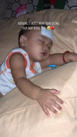 Wishing I could take all the pain you feel my love, get well soon my baby zk🥹💔 #sickbaby #highfever #getwellsoon #teethingbaby #11monthsold #baby #babyboy #babiesoftiktok 