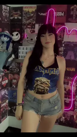 Que tal mi outfit🎸🤟🏻 #ironmaidenwastinglove #ironmaiden #heavymetal #rock #metall #paratiiiiiiiiiiiiiiiiiiiiiiiiiiiiiii #foryouu #viralvideos #chicarockera🖤 #growmyaccount #sigueme #follow 