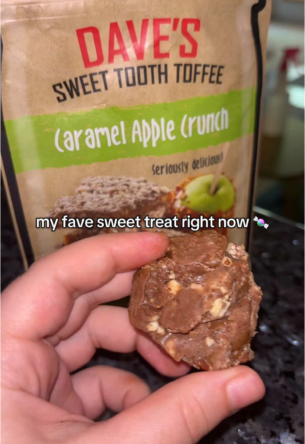 Sweet, buttery, crunchy perfection 🍂 on sale right now too! #caramelcrunch #falltreats #cozysnacks #davesweettooth #tiktokshopfinds #sweettoothsnacks #snacktreat #tiktokfinds #creatorsearchinsights  