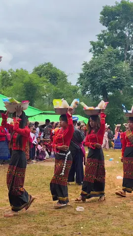 ဓနုမလေးတွေ😊😊