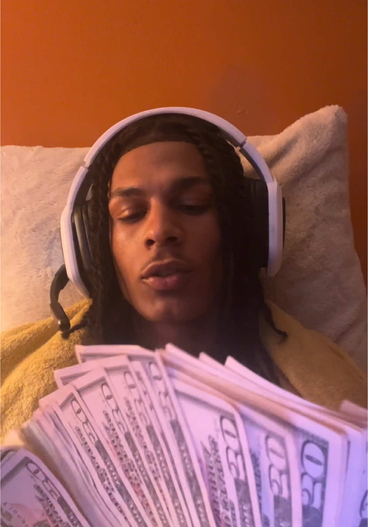 go stream 2PAID 🙂‍↕️  #fyp 
