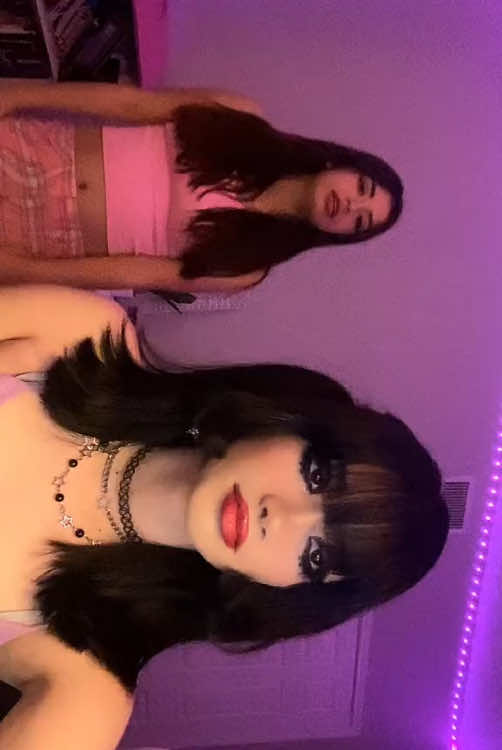 Late night videos with @bellagalarzaa 
