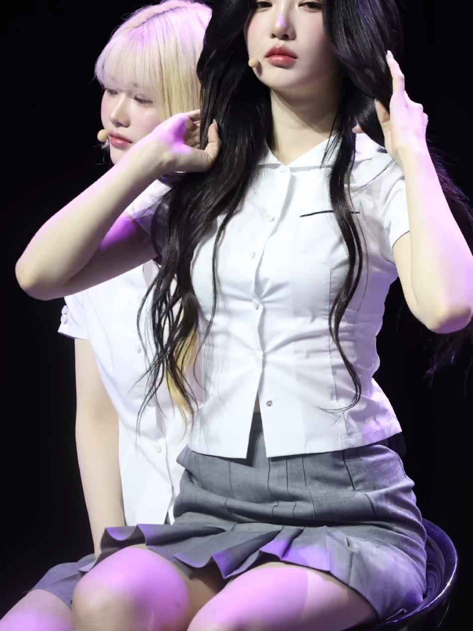 Kim Yooyeon #tripleS #트리플에스 #yooyeon #kimyooyeon #sexy #cute #fancamskpop #triplesarmpit #kpopfyp #fyp #foryou 