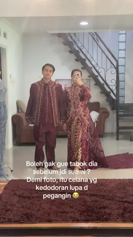 Untung baju nya panjang kalo gak , tu aset kemana2 😭😭 #kocakngakak #fitting #mem #ngakak #fy 