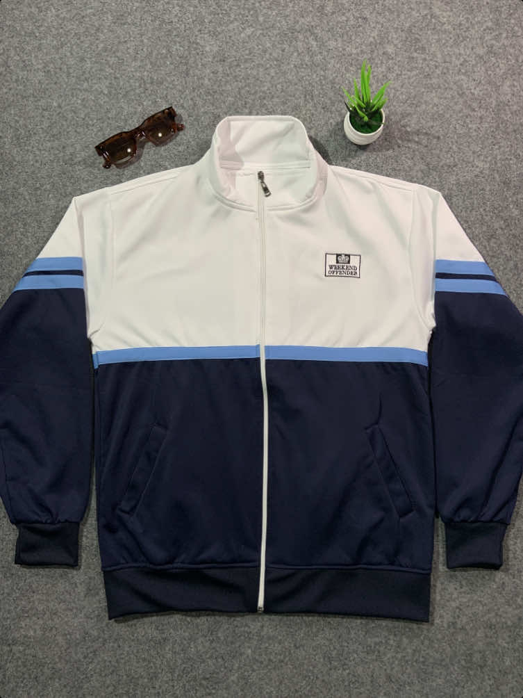 Rekomendasi Jaket Pria Tracktop WO Putih Navy #jakettracktop #rekomendasijaket #ideoutfit 