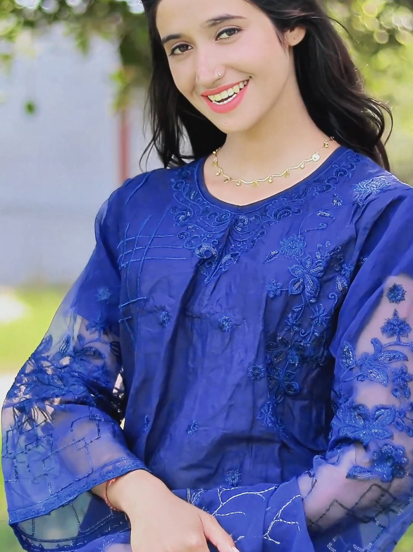 #sanu lgda jan tu piyara#foryoupage #foryoupage #unfrrez #unfrrez #soniakhan #soniakhan #growmyaccount #hyeeee #virel #for you page tik tok #unfreez 