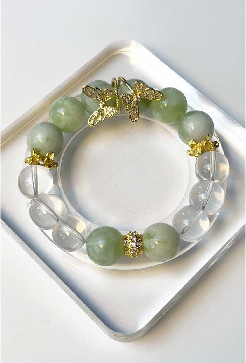 Beautiful crystal bracelet #crystals #crystalfun #crystalhealing #crystalbracelet #handmadecraft #handmade #healing #bling 