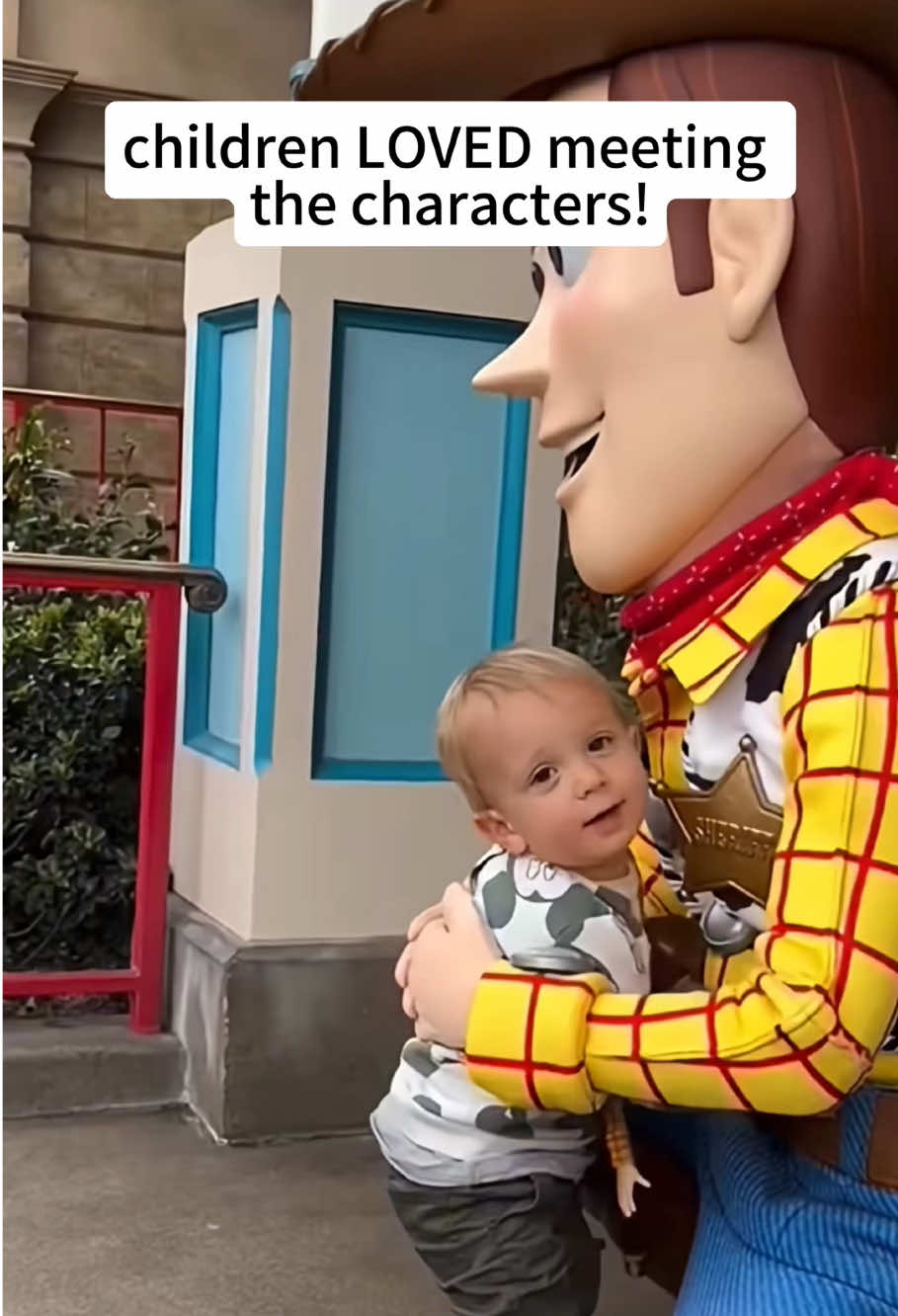 Children loved meeting the characters #Love #funny #foryoupag #lovely #fyp #character 