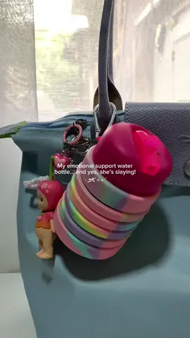 Found the perfect water bottle to stay hydrated 🦄✨ #collapsiblewaterbottle #foldabletumbler #tumbler #waterbottle 