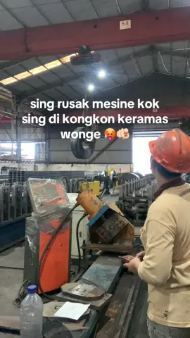 Kejamnya dunia pabrik 🥵 #fypシ #kulipabrik #sidoarjo24jam #ptjavapacific #beranda #viral #kuli #javapacific #krian #foryou 