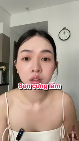 Trả lời @ngocnoc🐡  Phần 215 : Đây cái màu 04 đây  #maybellinevn #liftergloss #sonbong #foryou #fyp #LearnOnTikTok   @Ngân ít tóc 