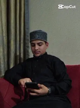 لا ادري اي ارض واي قلب واي قرار هو خير اي  لا كنني اثق أن الخير فيما اختاره الله لي !  سلمتك زمام اموري يا عضيم فاكفيني شر ما يكون قبل أن يكون