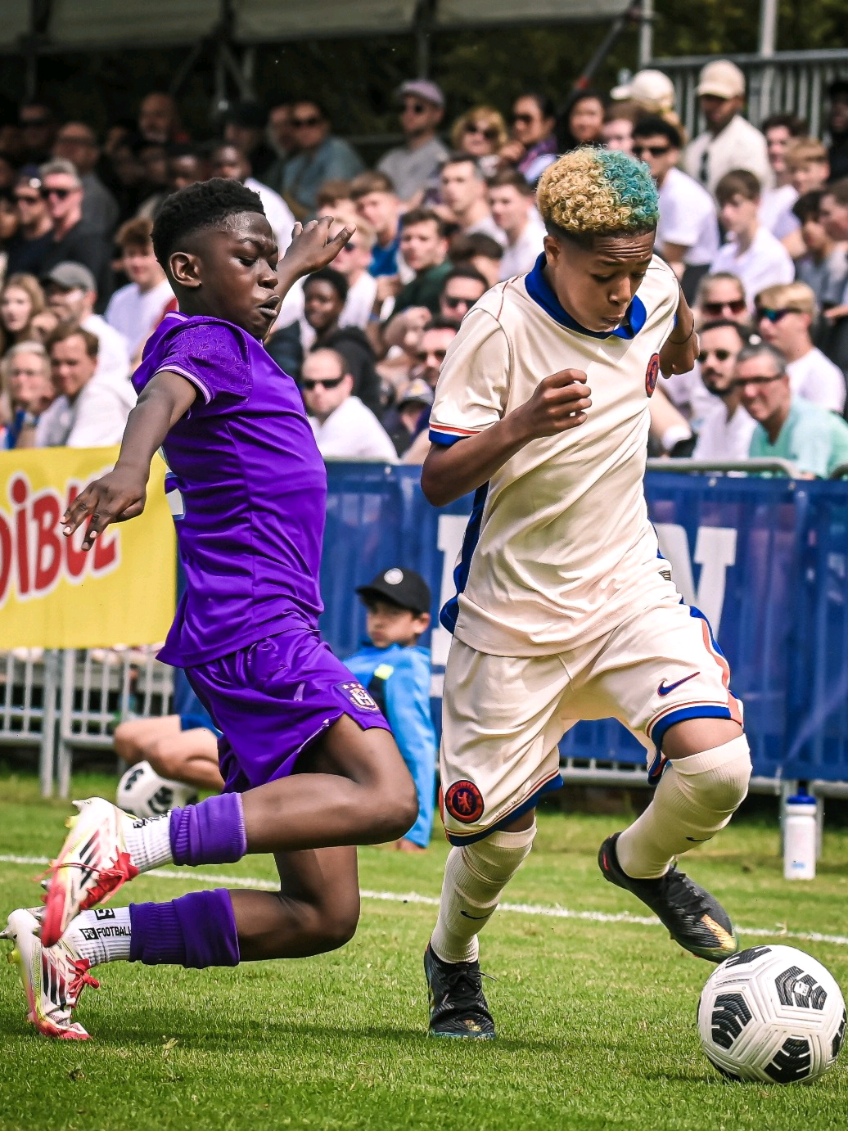 Now THAT'S a tackle worth some appreciation! #veokdbcup2025 #futurestars #tackle #slideshow #football #chelseafc #rscanderlechtacademy 
