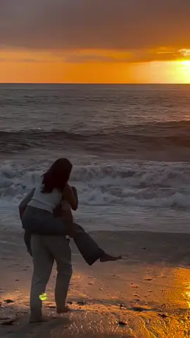Feels like Home-Naomi Sharon #fyp #viral #couples 