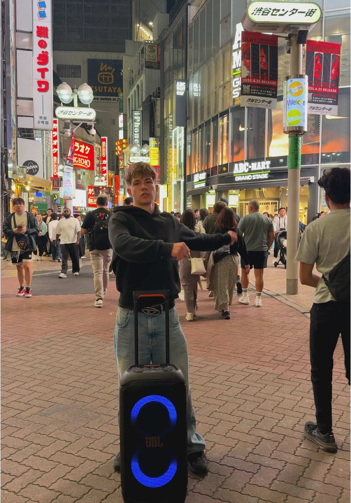 Stay with mee 🇯🇵 #tanzen #staywithme #japan #backflip #fyp  