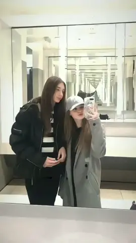 fithing irina y natalija❤️☺️ #irinamilosevic #natalijasimovic #fypage #serbia #grill 