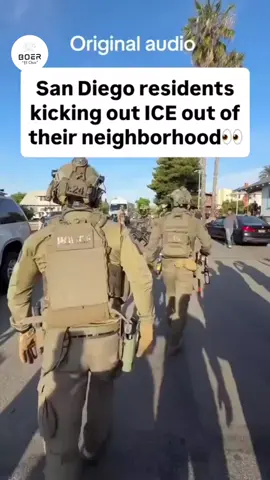🔴#ATENCIÓN🔴 Residentes de San Diego, #California en #EEUU corren a elementos del #ICE que pretendían llevarse a trabajadores indocumentados de restaurantes de la zona. #bounaforchetta #sandiego #inmigrantes #manifestation #inmigrants 