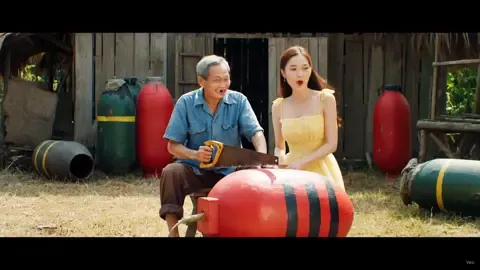 Anh trai chơi lớn thật🤣🤣#xunghuong #danggiaphat #huongdanveo3 #thietkevideo #chatgpt #dutrend #promptveo3 #aiveo3 #prompt 