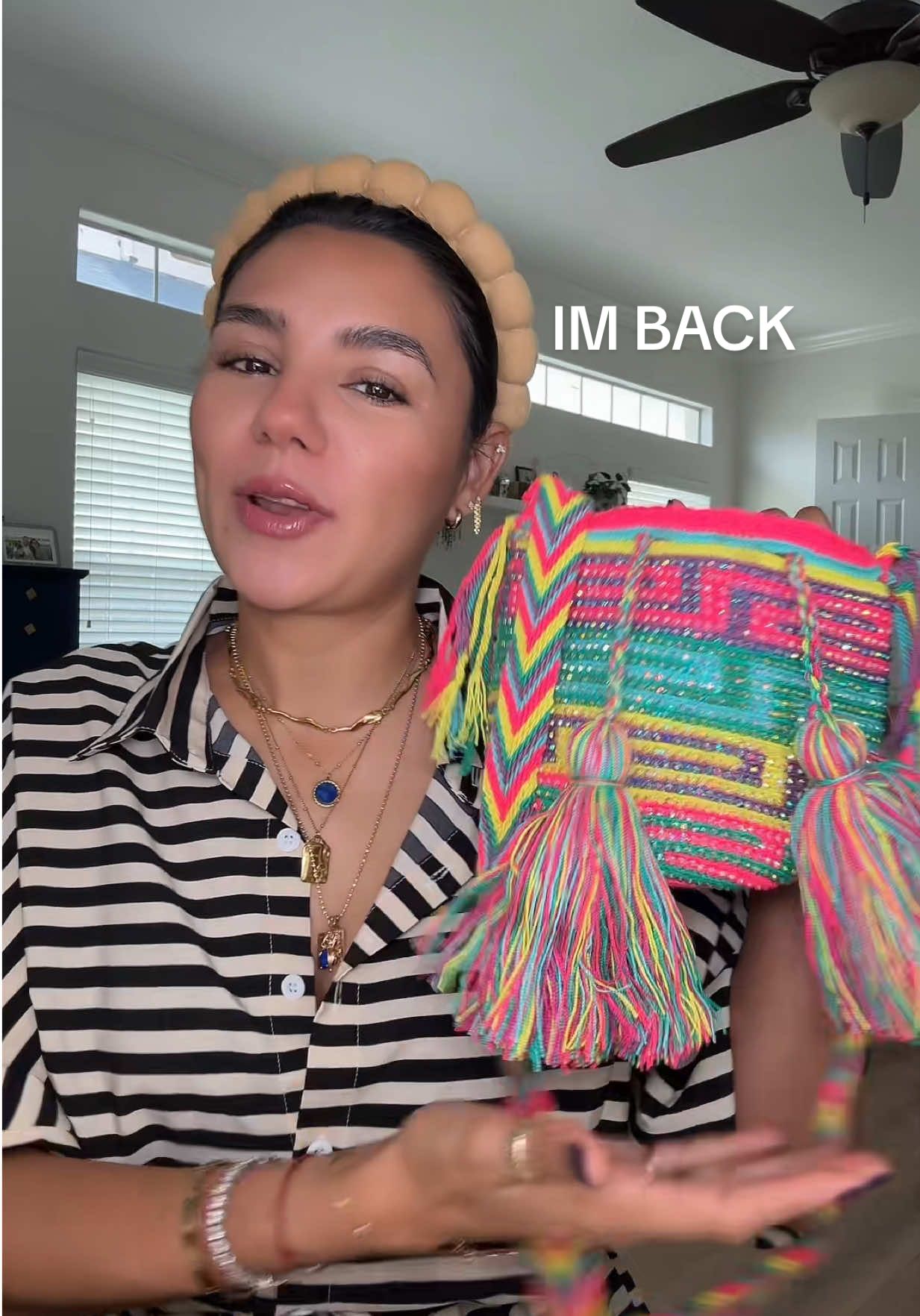 I’m back chiquitinas! 💫🇨🇴 #grwm #chitchat #update #colombia #trip #catchup #makeup #handcraft 