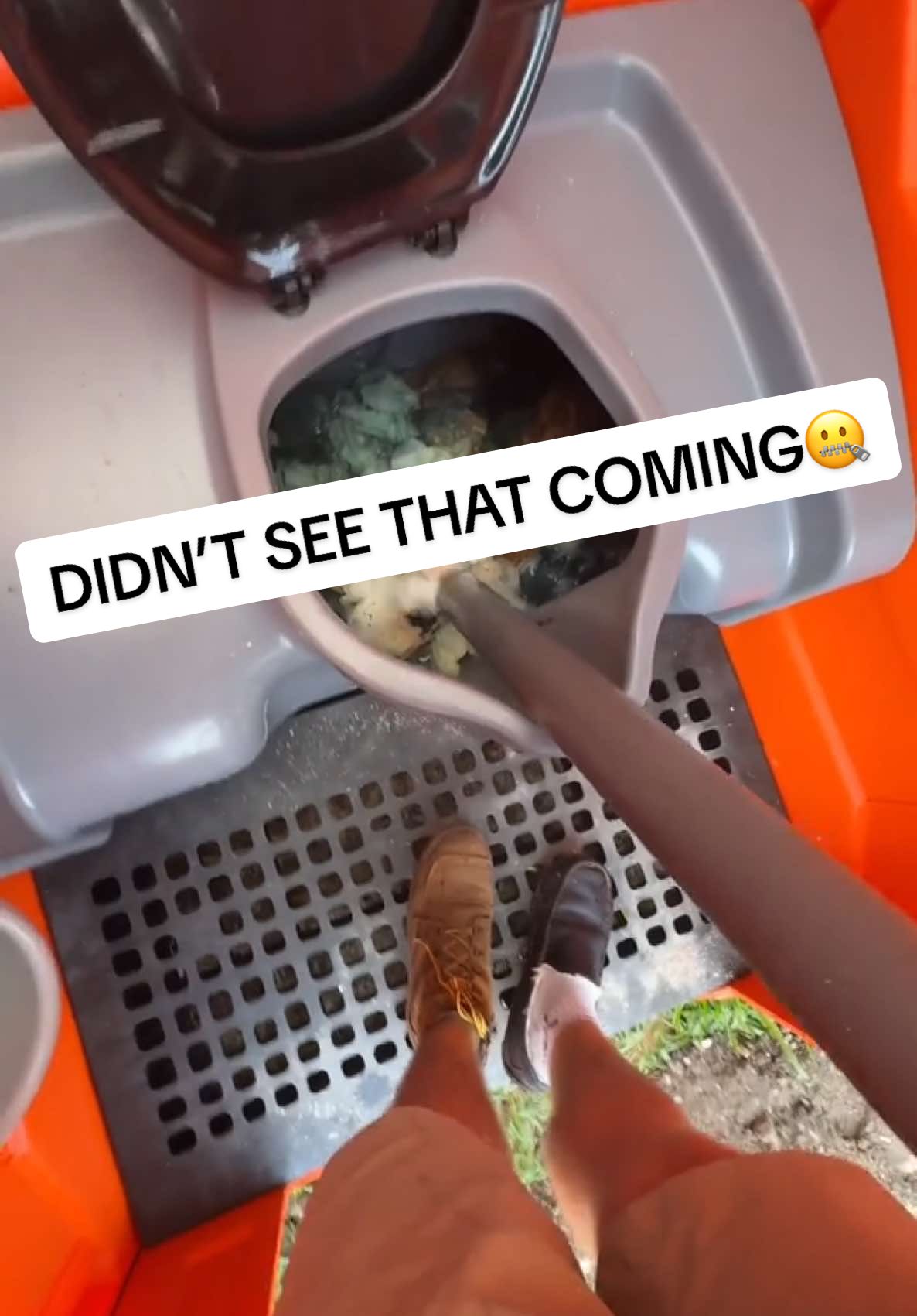 Even I was surprised… #foryourpage #funny #poop #construction #bluecollar #viral #fyp #work #foryoupage #toilet #viralvideo #viraltiktok #tiktok #cleaning #CleanTok #kobe 