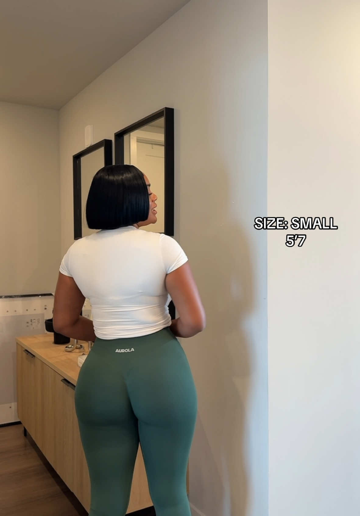 Is green my new color? What yall think? #aurola #aurolashorts #aurolaleggings #tiktokshop #twopieceset #coord #workout #workoutclothes #gymclothes #gymfit #gymgirl #justagirl 