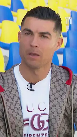 Qual é a rotina do Cristiano Ronaldo? 🧐 Muita gente tem curiosidade de saber como é o dia a dia de uma das maiores estrelas do futebol, e o craque português respondeu sobre isso em uma entrevista pra o Canal 11, de Portugal. Se liga! 📲 #365Scores #CristianoRonaldo #CR7 #futebol