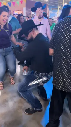 Pura diversión 🌟❤️#mustwatch #onthisday #viralvideoシ #pulgapoteet #viralreelschallenge #viral #baile #viral_video #viralvideos #tiktokviralvideo #viralllllll #tiktokviral #viral? #pulga #viralshorts #viralreelsfacebookreels #viralpostfb #brincos #bailes #viralvideosfb 