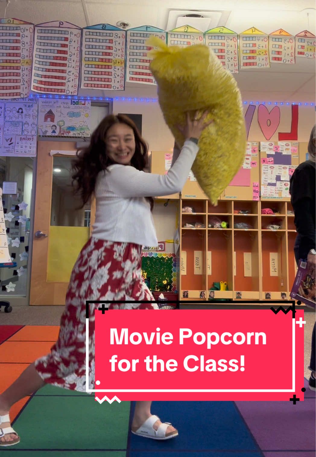 Shout out to @AMC Theatres for the movie popcorn donation! It made our movie day so so special for our kindergartners! 🍿🎬 TY @hayteach8 FOR THE INSPO! #kindergartenteacher #teachertips #movieday #amctheaters 