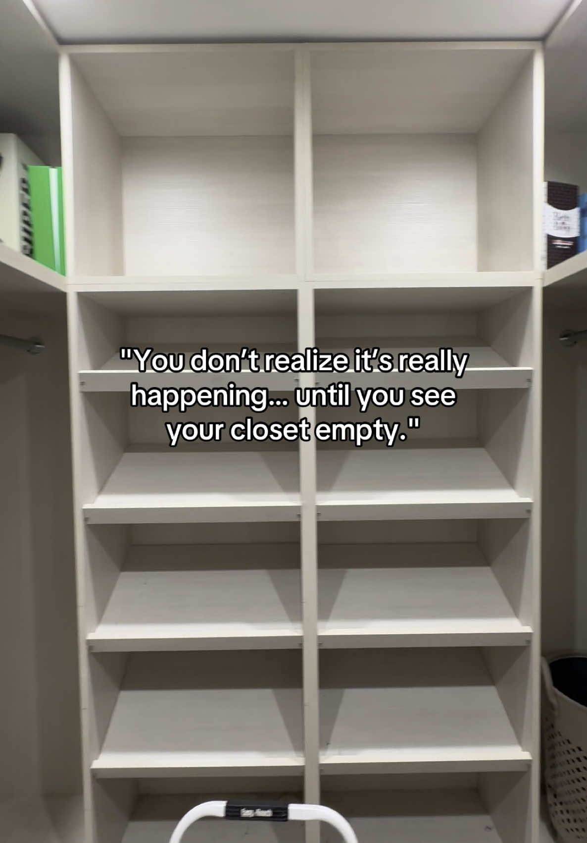 🥹 #life #viral #fypシ #closet #moving 
