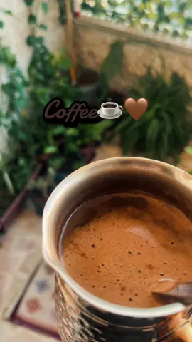 العشق☕️🥰#um_alward #قهوتي_ام_الورد🖤 #ترند #قهوتي☕مزاجي☕ 