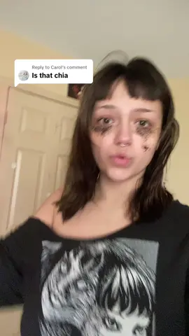 Replying to @Carol I also slept with it on for like 4 hours! Plsss b careful to not get it in ur eye 